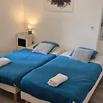 Apartment Panorama Du Sanctuaire 400 Metres De La Grotte 3 8 Personnes Parking Ferme Gratuit *