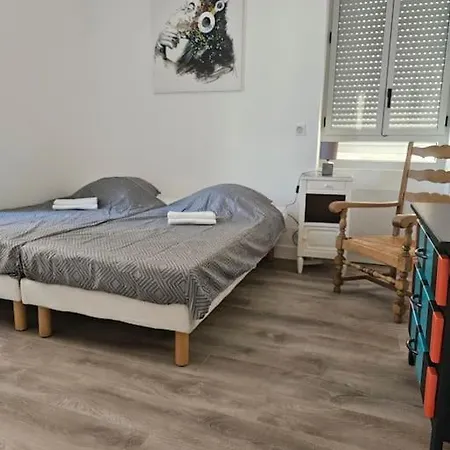 Panorama Du Sanctuaire 400 Metres De La Grotte 3 8 Personnes Parking Ferme Gratuit