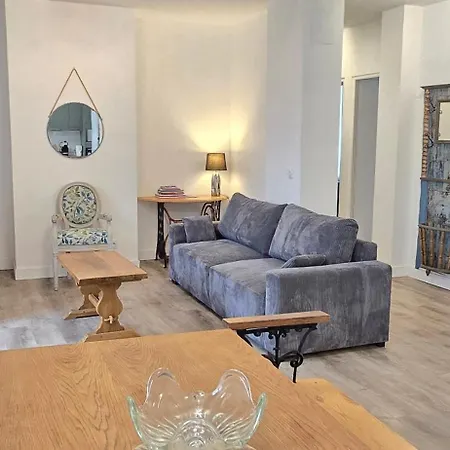 Panorama Du Sanctuaire 400 Metres De La Grotte 3 8 Personnes Parking Ferme Gratuit * Λούρδη