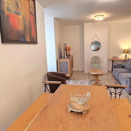 Apartamento Panorama Du Sanctuaire 400 Metres De La Grotte 3 8 Personnes Parking Fermé Gratuit Lourdes