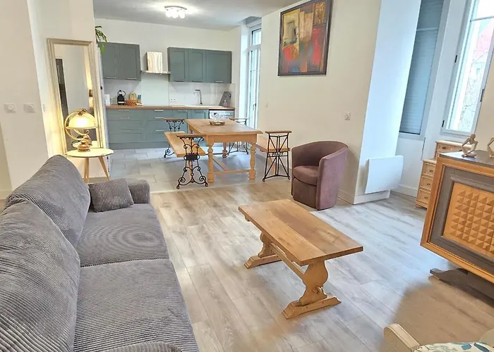 Apartamento Panorama Du Sanctuaire 400 Metres De La Grotte 3 8 Personnes Parking Fermé Gratuit